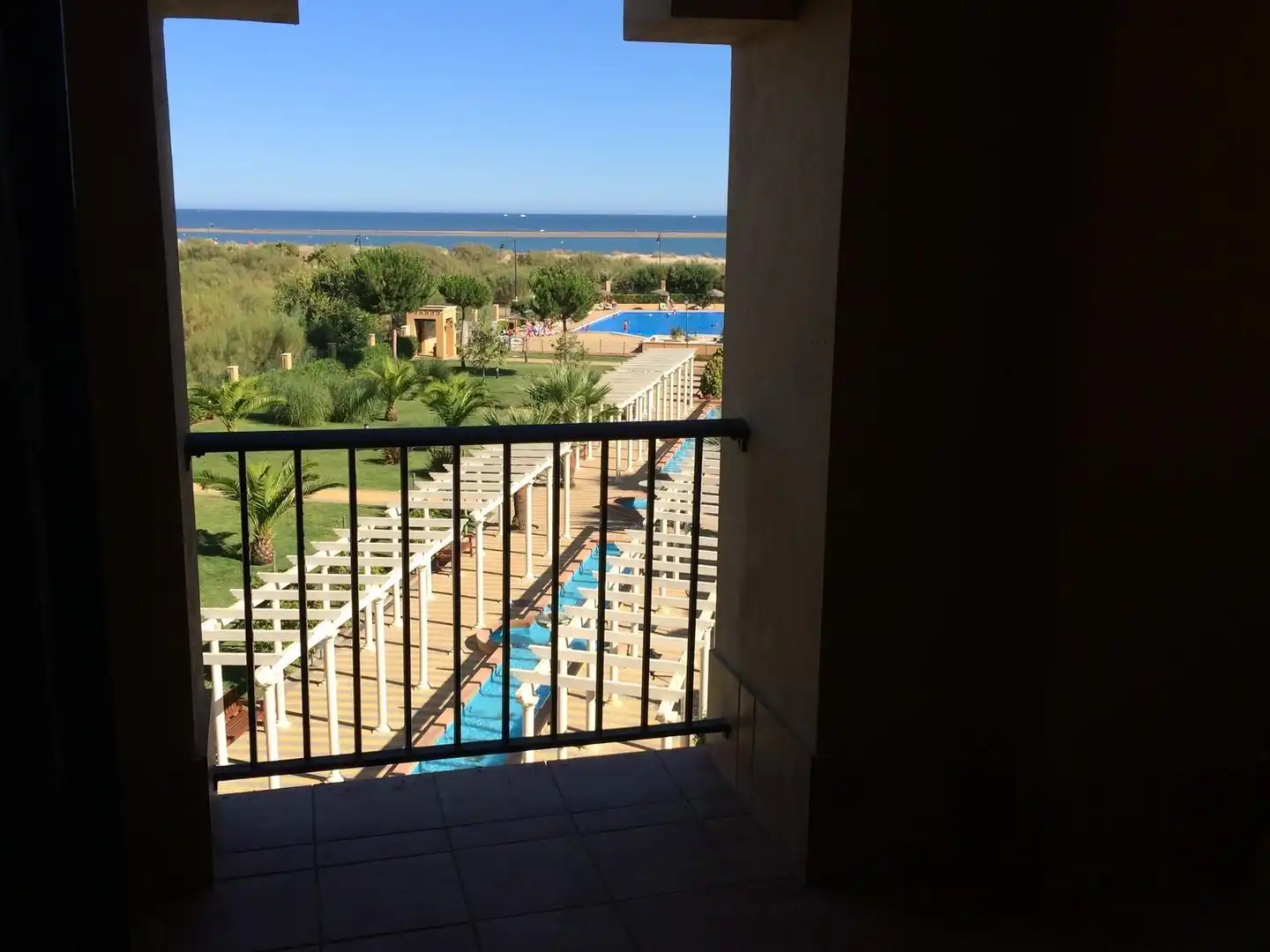 Piscina de Apartamento de alquiler en Ayamonte con Terraza, Amueblado y Piscina comunitaria