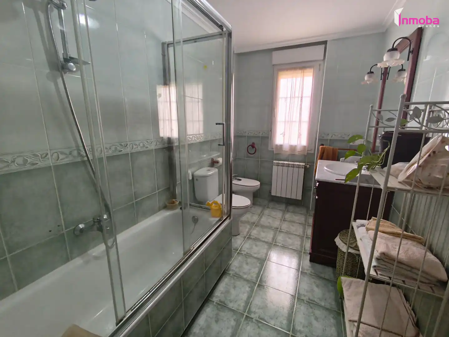 Bathroom of Houses for sale in Milagros  with Heating, Private garden and Parquet flooring