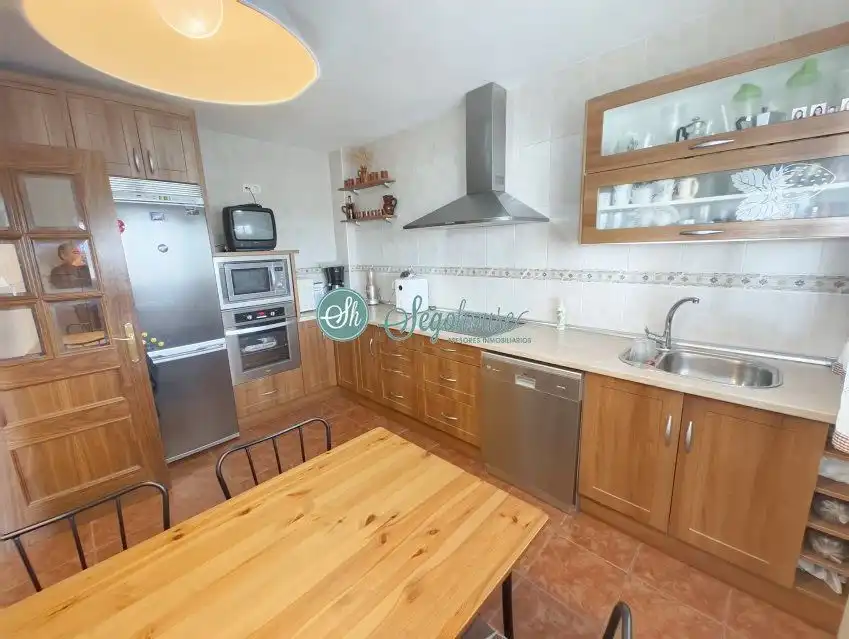 Cocina de Casa o chalet en venta en San Cristóbal de Segovia con Calefacción, Jardín privado y Terraza