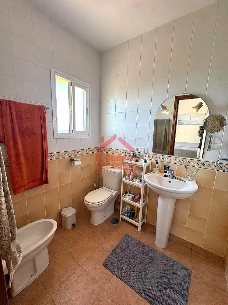 Bathroom of Houses for sale in Chilches