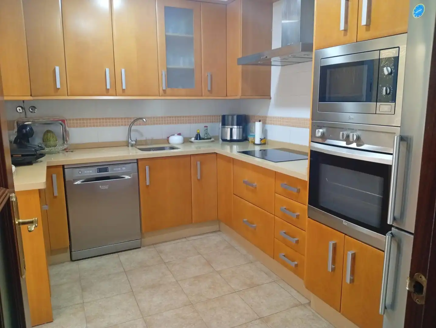 Cocina de Casa adosada en venta en Alcalá de Guadaira con Aire acondicionado, Calefacción y Terraza