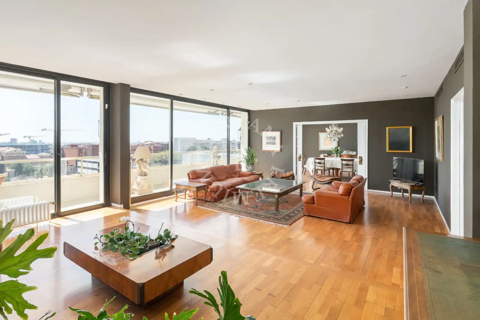 Wohnzimmer von Dachboden zum Verkauf in Barcelona mit Terrasse, Abstellraum und Schwimmbad