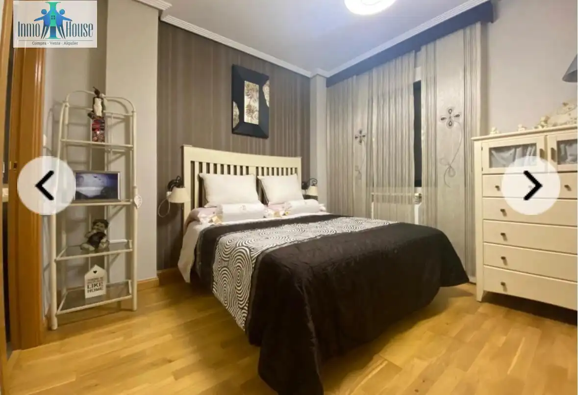 Bedroom of Detached homes for sale in Albacete  with Air Conditioner, Heating and Private garden