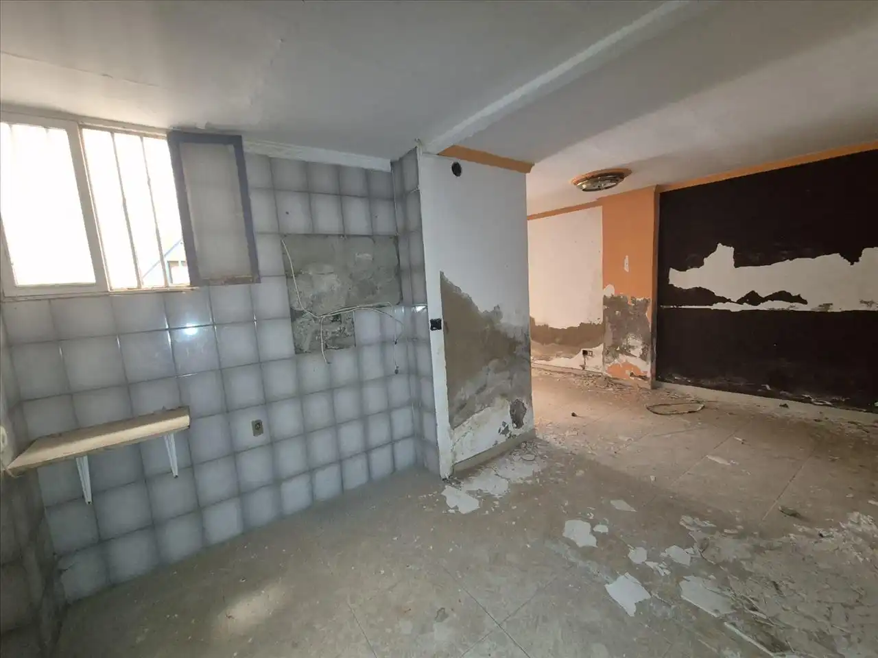 Küche von Einfamilien-Reihenhaus zum Verkauf in Baza