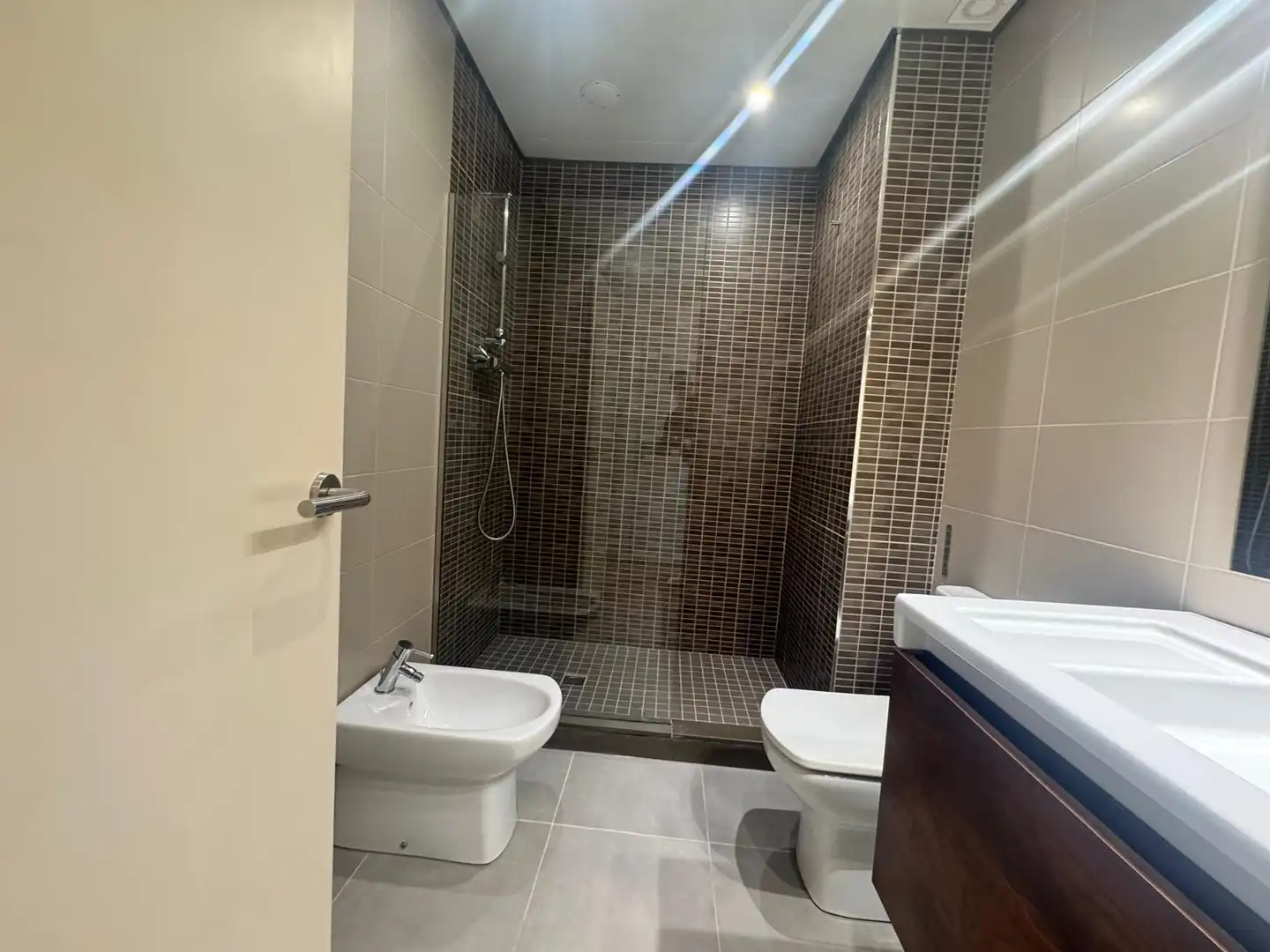 Baño de Piso en venta en Barcelona con Aire acondicionado, Calefacción y Terraza