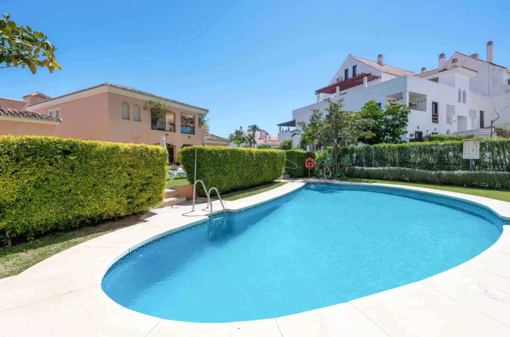 Jardí de Apartament de lloguer en Marbella amb Aire condicionat, Terrassa i Traster