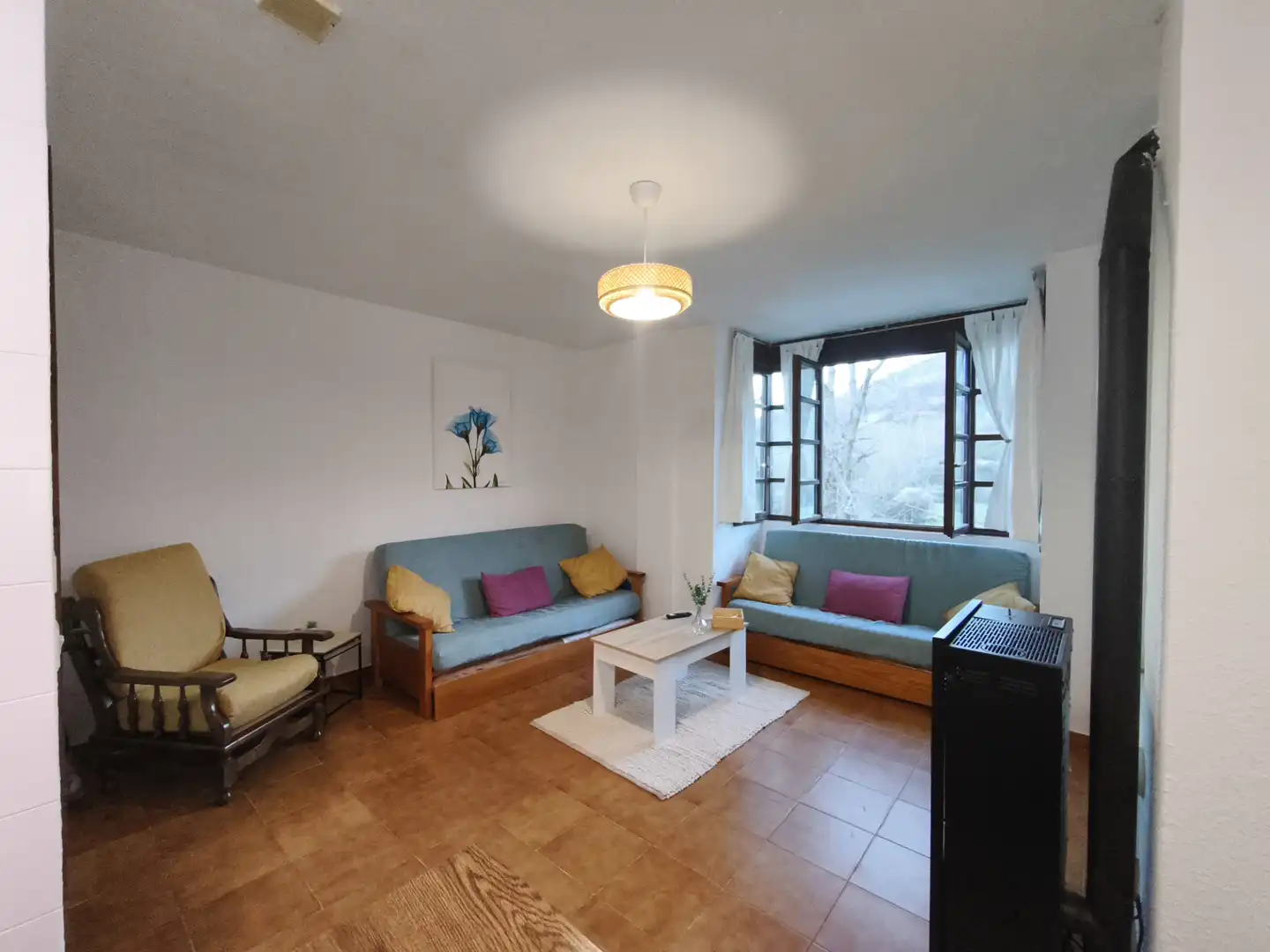 Sala de estar de Piso de alquiler en Puebla de Lillo con Calefacción, Amueblado y Lavadora