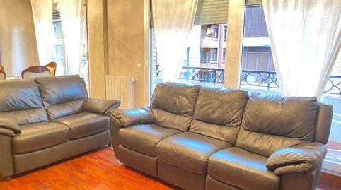 Foto 3 von Wohnung zur Miete in Calle Arlamendi, Las Arenas, Getxo