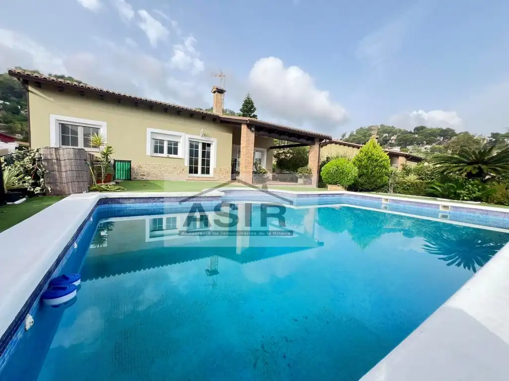 Piscina de Casa o chalet en venta en Alzira