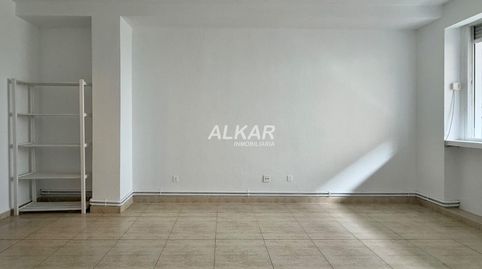 Foto 4 de Piso en venta en Calle Calle Entrefuentes, Lourdes, Tudela