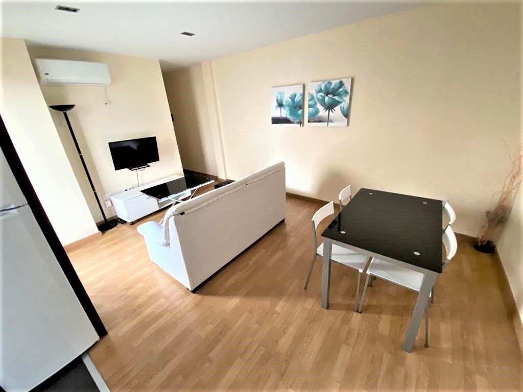 Living room of Apartment to rent in Cáceres Capital  with Air Conditioner and Furnished