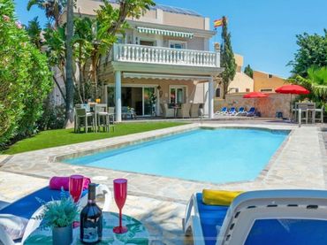 Xalet amb piscina en venda a Campo de Mijas