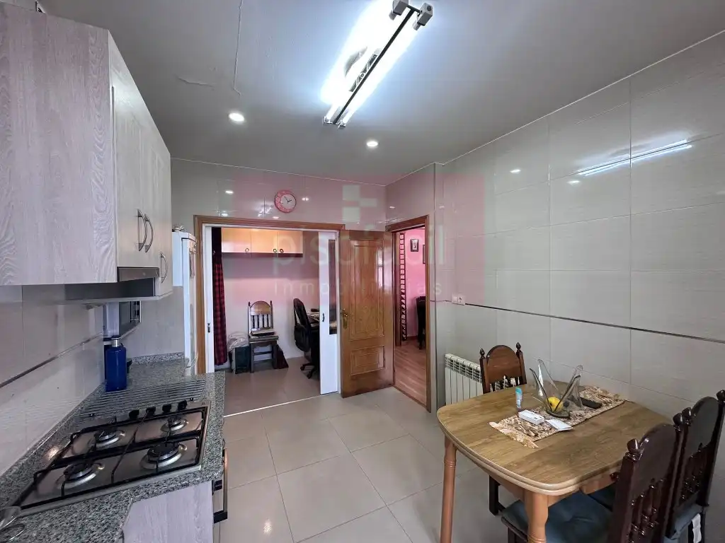 Kitchen of Flat for sale in Lugo