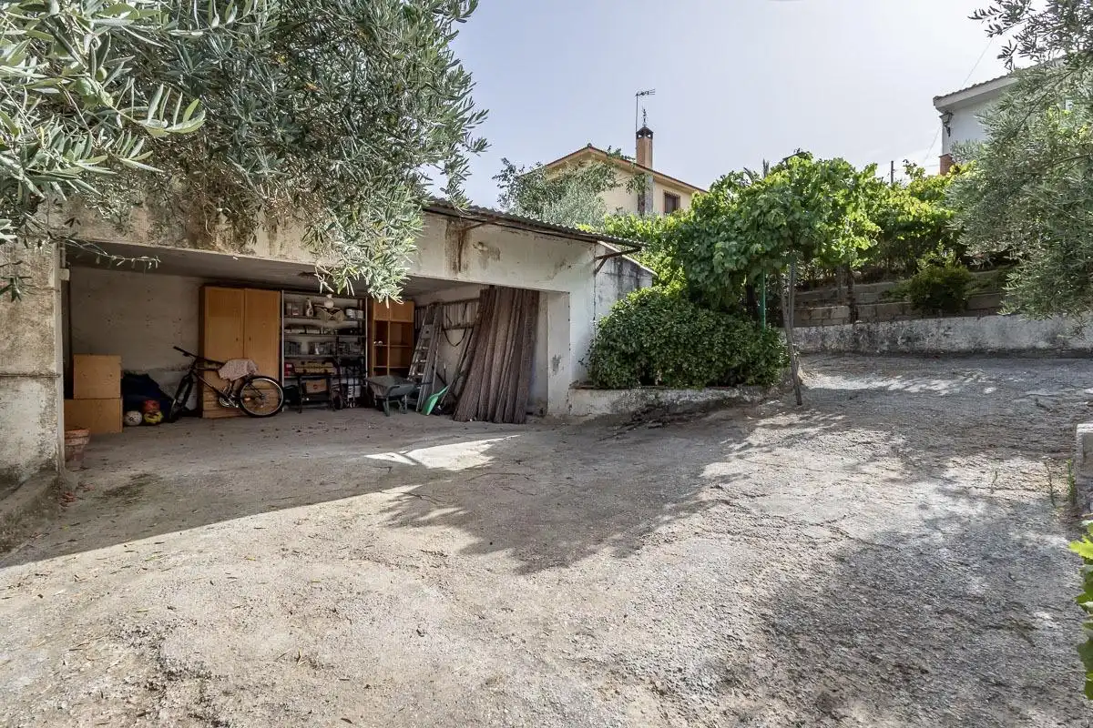 Casa o chalet en venta en Las Gabias con Jardín privado, Terraza y Piscina