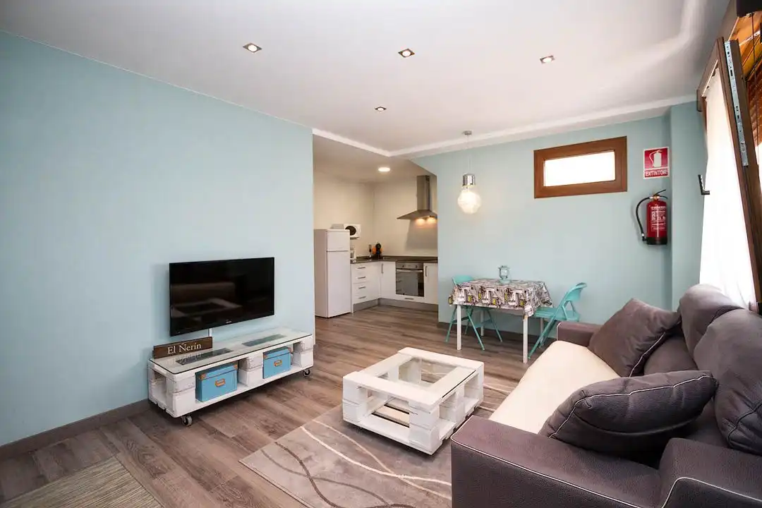 Sala de estar de Casa o chalet en venta en Parres con Jardín privado, Trastero y Piscina