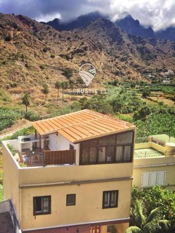 Casa adosada en Venta en General, GM1 en Hermigua