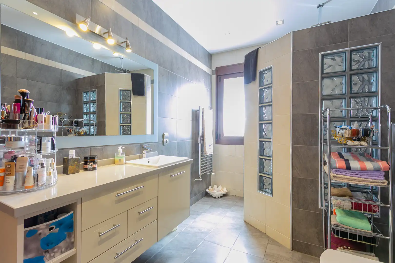 Baño de Casa o chalet en venta en Albolote con Aire acondicionado, Calefacción y Terraza