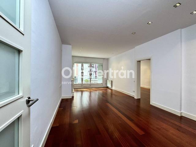 Piso en Alquiler en de París en L'Antiga Esquerra de l'Eixample