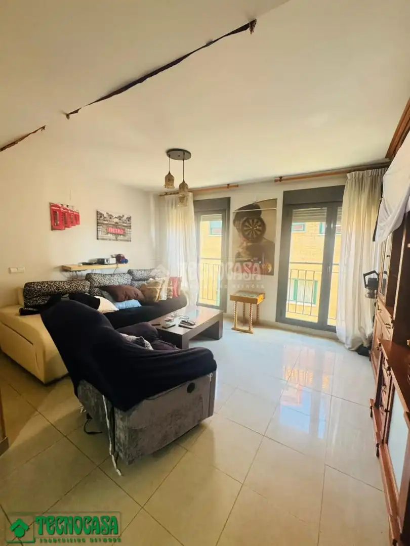Sala de estar de Piso en venta en Casarrubios del Monte con Aire acondicionado