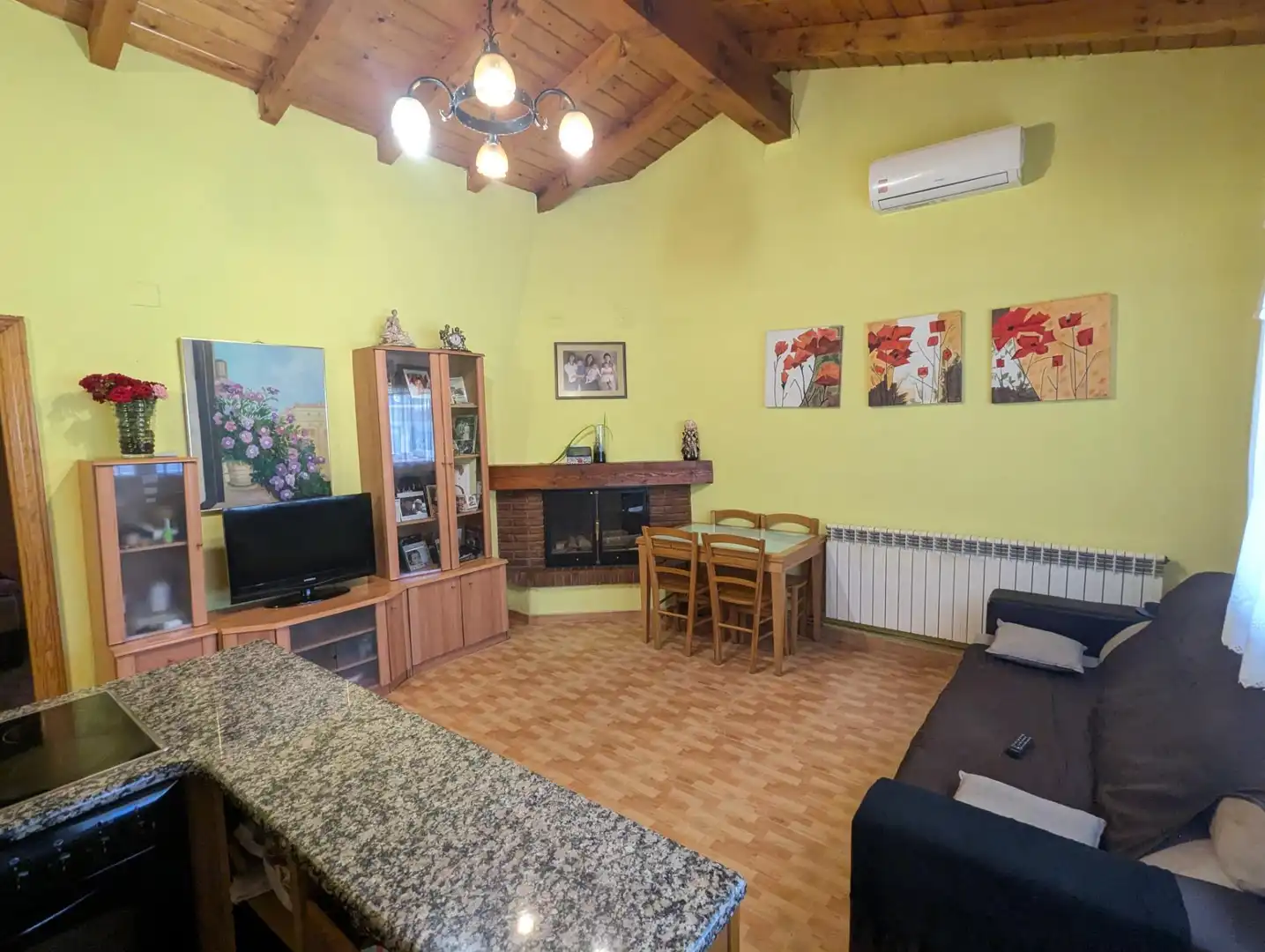 Sala de estar de Finca rústica en venta en Lerín con Jardín privado, Piscina y Amueblado