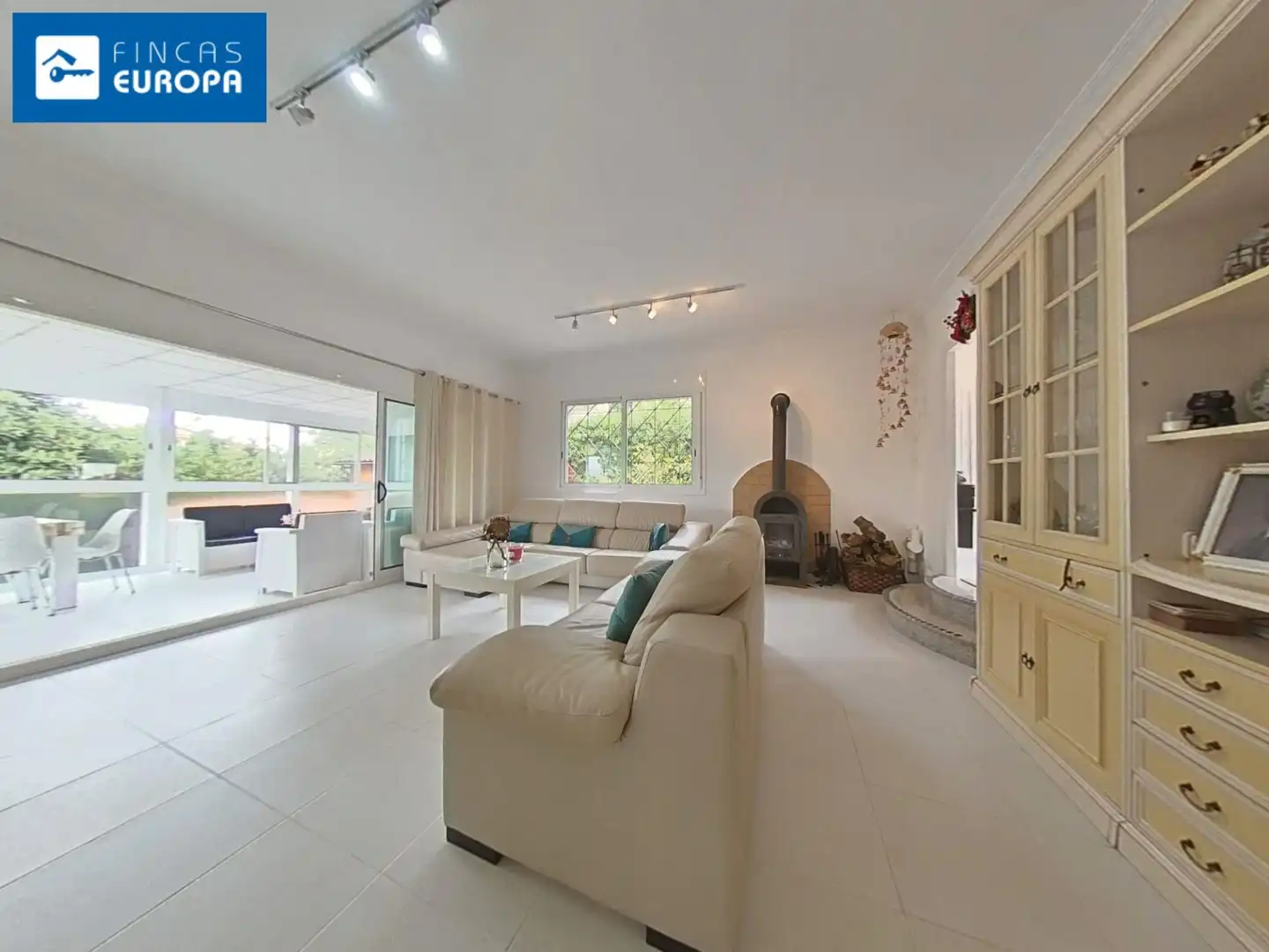 Sala d'estar de Casa o xalet en venda en Salou amb Calefacció, Jardí privat i Traster