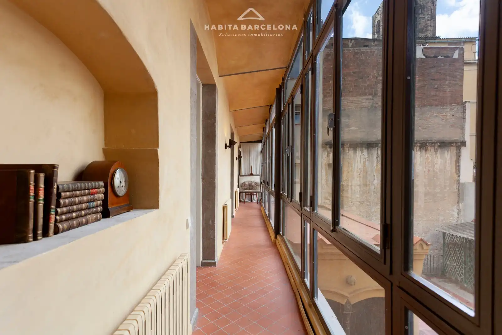 Appartamento con terrazza in vendita a Carrer dels Banys Nous, imagen 12