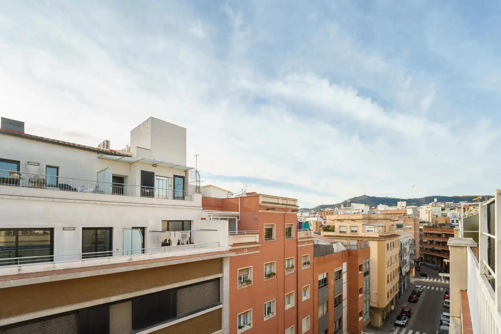 Außenansicht von Dachboden zum Verkauf in Barcelona mit Klimaanlage, Heizung und Terrasse