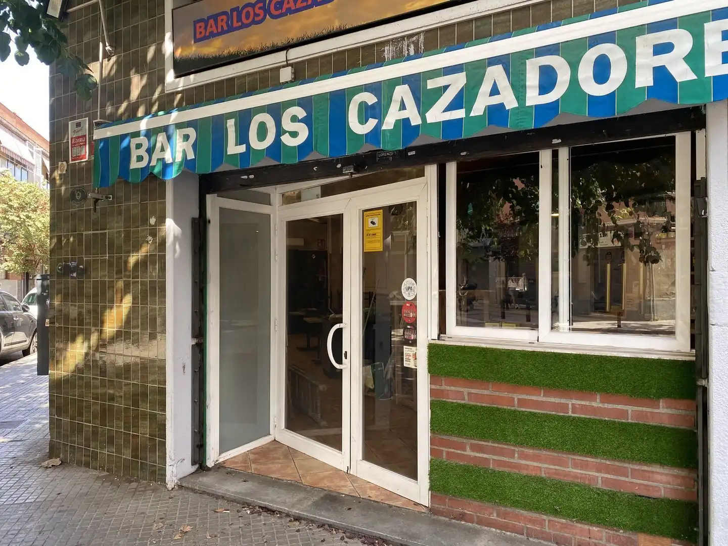 Local en venda en Cornellà de Llobregat amb Aire condicionat