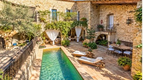VILEH01 Vilert  Casa de pueblo con piscina y más de 500 m2 entre el Empordà y el Pla de lEstany