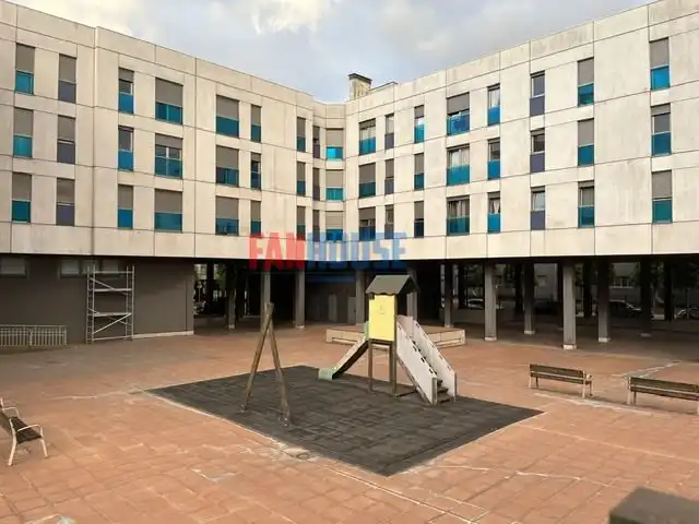 Vista exterior de Pis en venda en Gijón  amb Calefacció i Traster