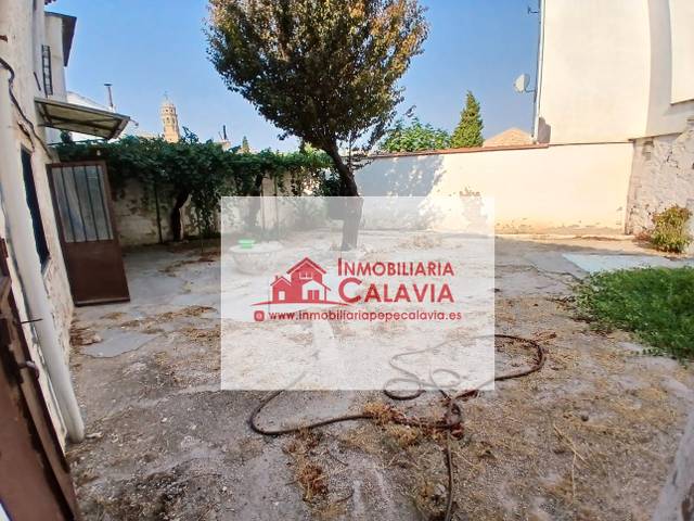 Casa-chalet en Venta en Baeza