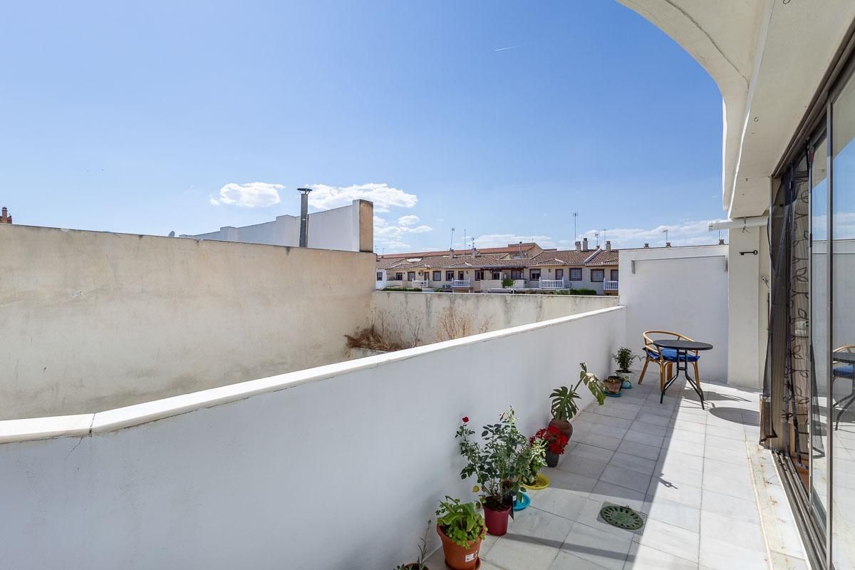 Terrace of Flat for sale in Churriana de la Vega  with Heating, Terrace and Balcony