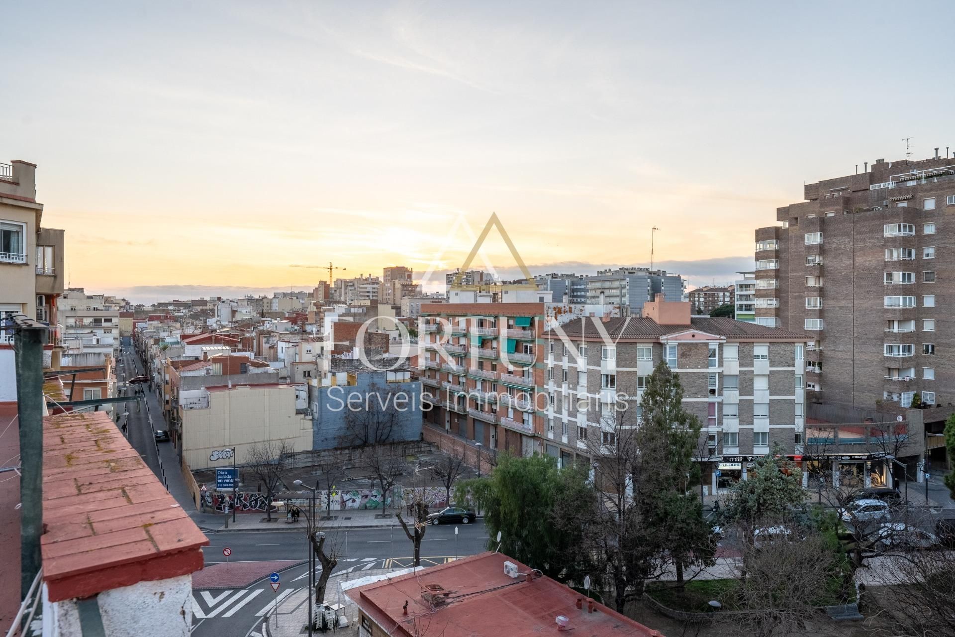 Vista exterior de Pis en venda en Reus