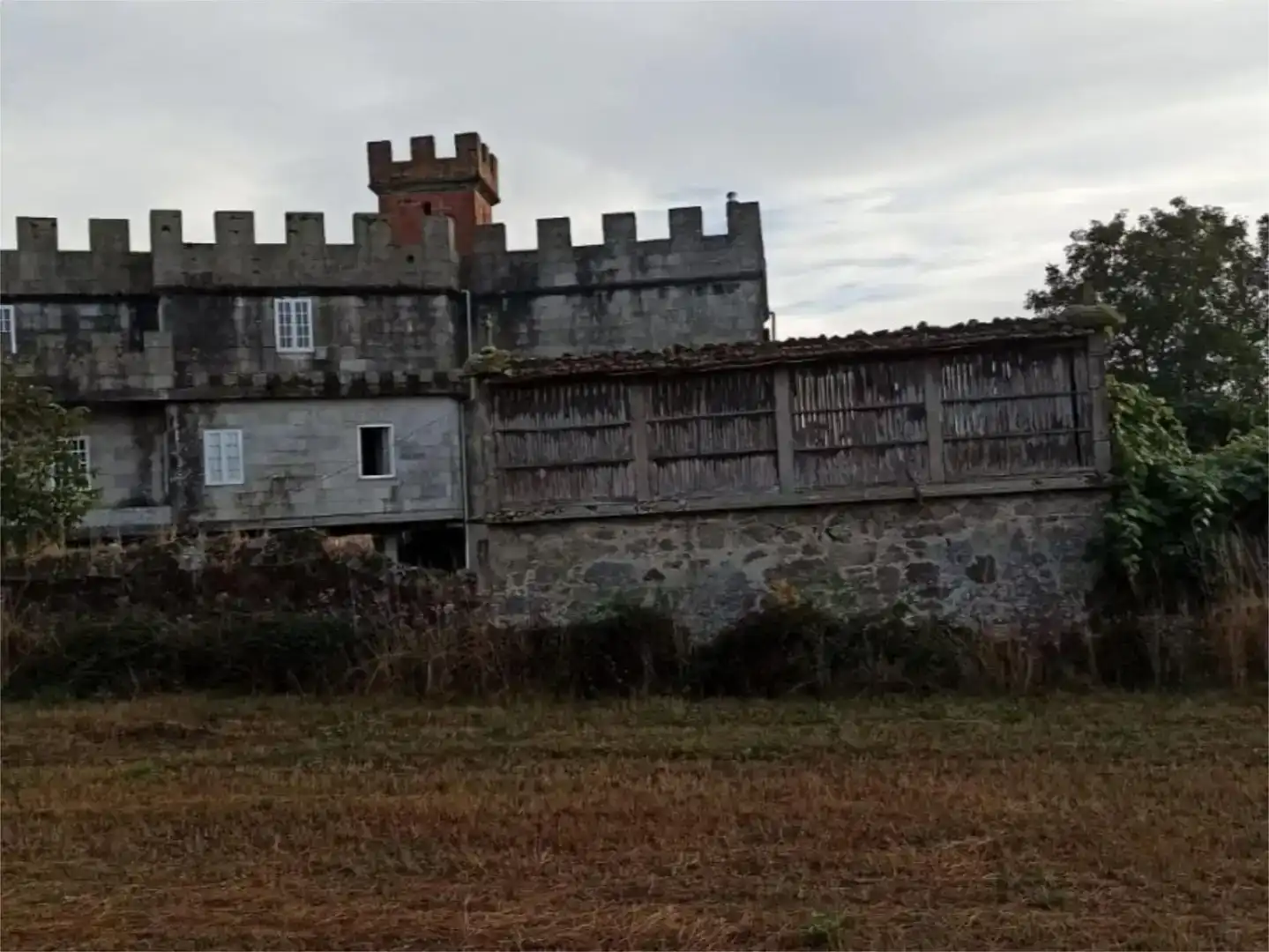 Vista exterior de Pis en venda en O Saviñao  amb Jardí privat, Traster i Balcó