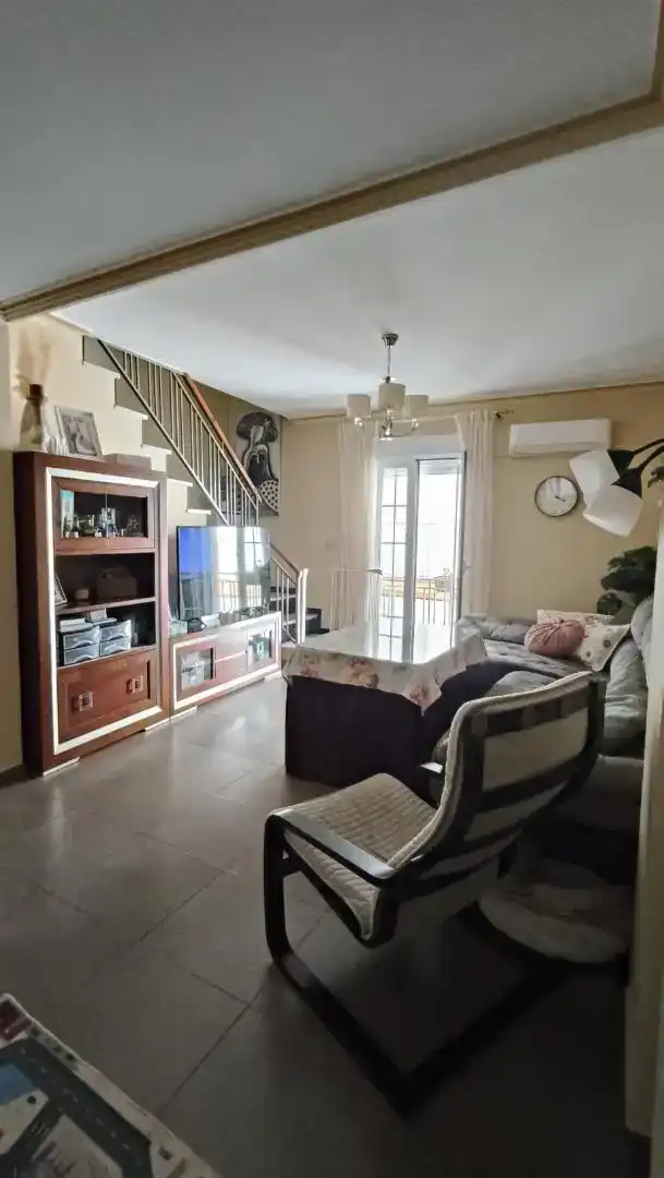 Sala de estar de Casa adosada en venta en Molvízar, Granada