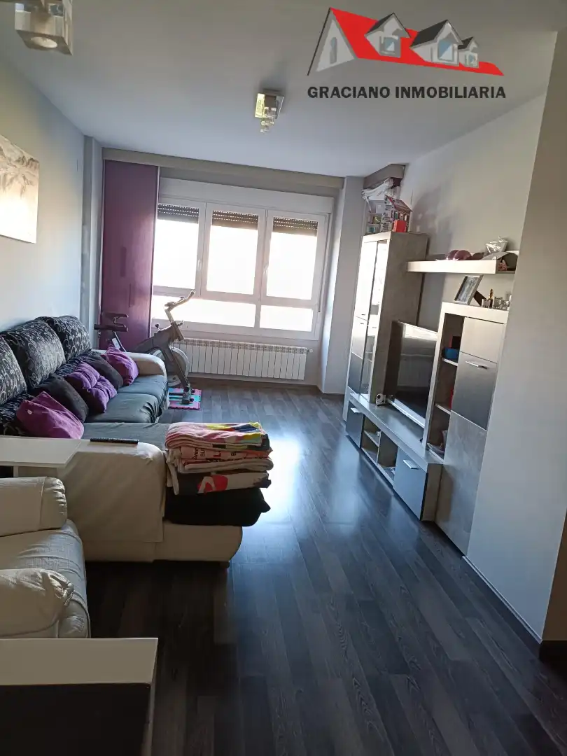 Sala de estar de Piso en venta en Albacete con Aire acondicionado, Calefacción y Trastero
