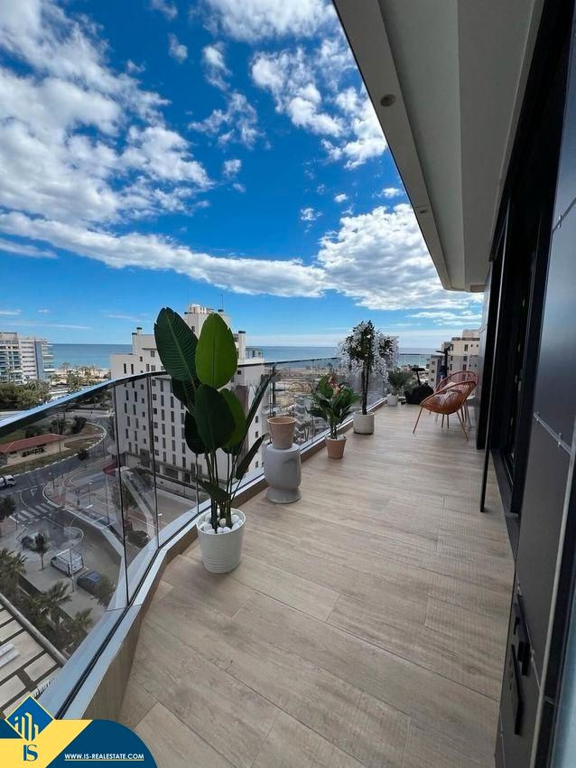 Terrace of Attic for sale in Alicante / Alacant  with Terrace, Furnished and Community pool