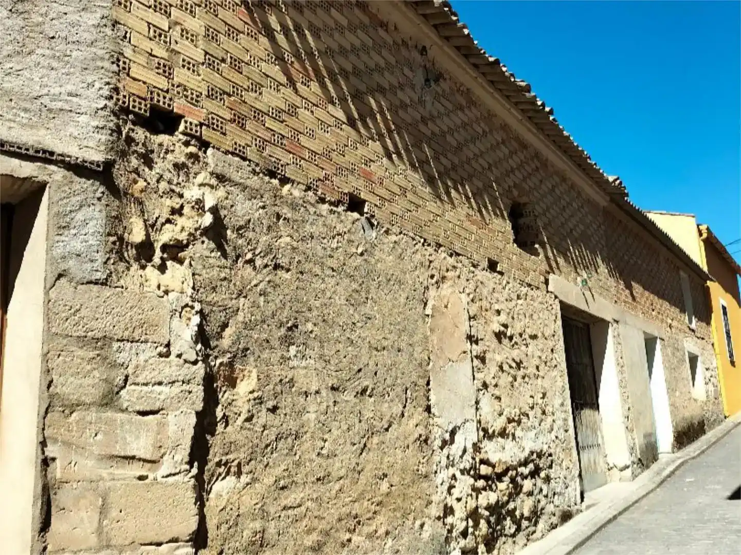 Vista exterior de Casa adosada en venda en Albendea