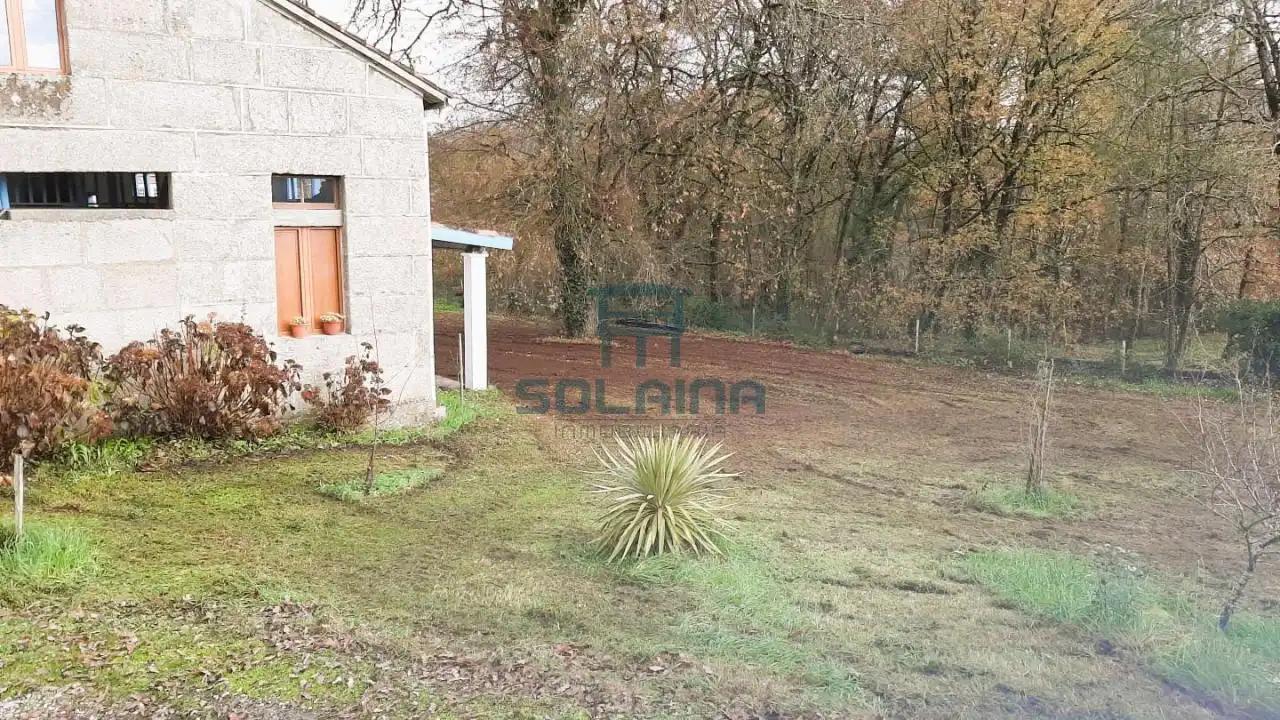 Residencial en venda en Punxín