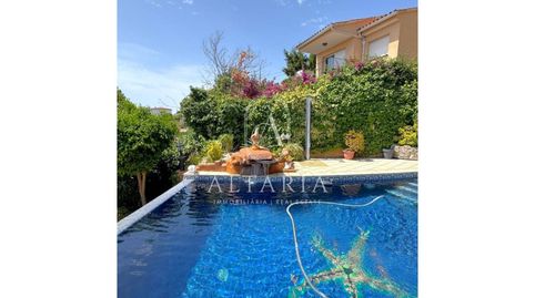 Exclusiva villa con piscina y vistas al mar., imatge 4