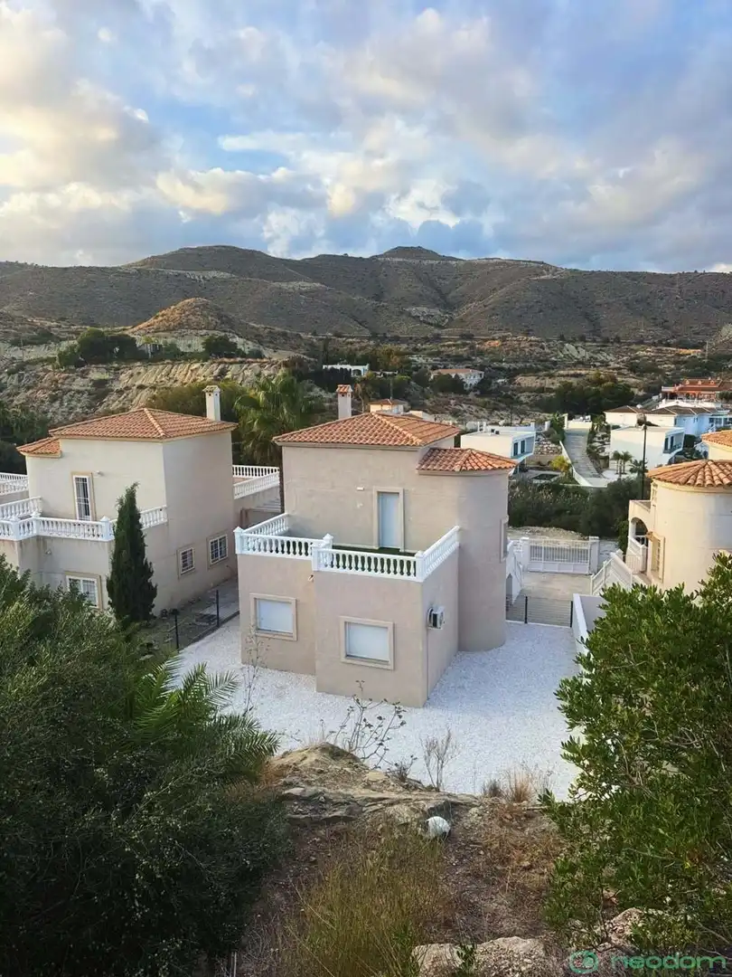 Casa amb terrassa en venda a Carrer de Torrevella, imagen 14