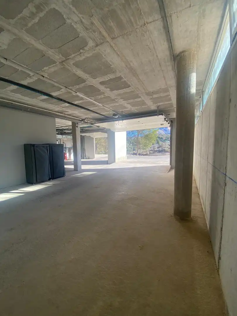Casa o xalet en venda en Elda amb Aire condicionat, Jardí privat i Terrassa