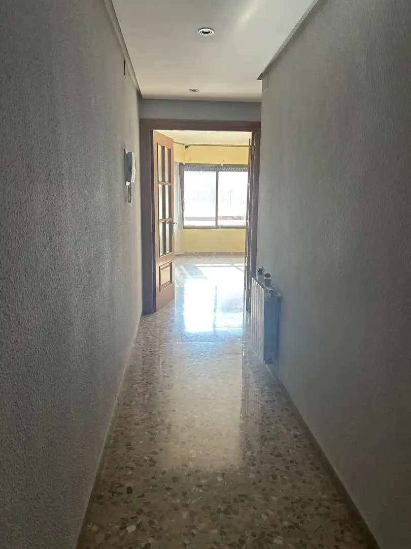 Piso en venta en La Pobla de Farnals con Calefacción, Terraza y Amueblado