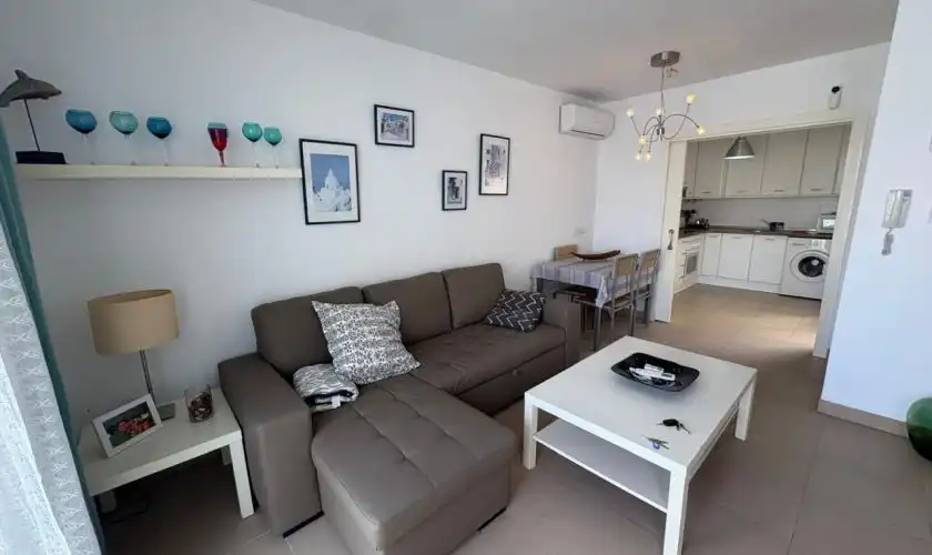Wohnzimmer von Einfamilien-Reihenhaus zum Verkauf in Carboneras mit Klimaanlage, Terrasse und Abstellraum