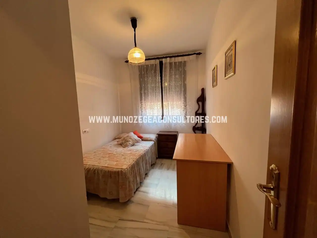 Bedroom of Flat for rent in Lucena  with Air Conditioner and Furnished