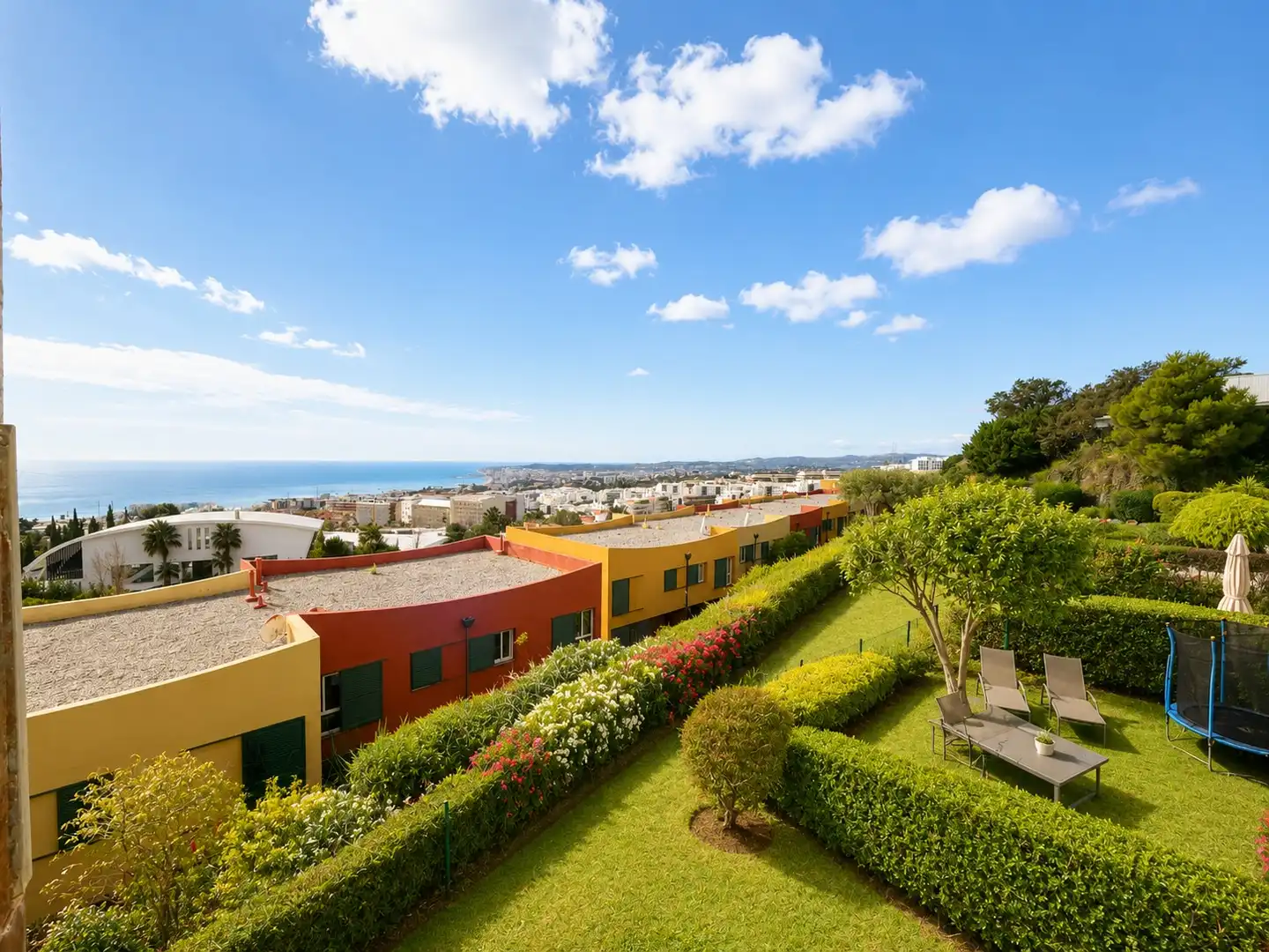 Vista exterior de Pis en venda en Benalmádena amb Aire condicionat, Terrassa i Moblat