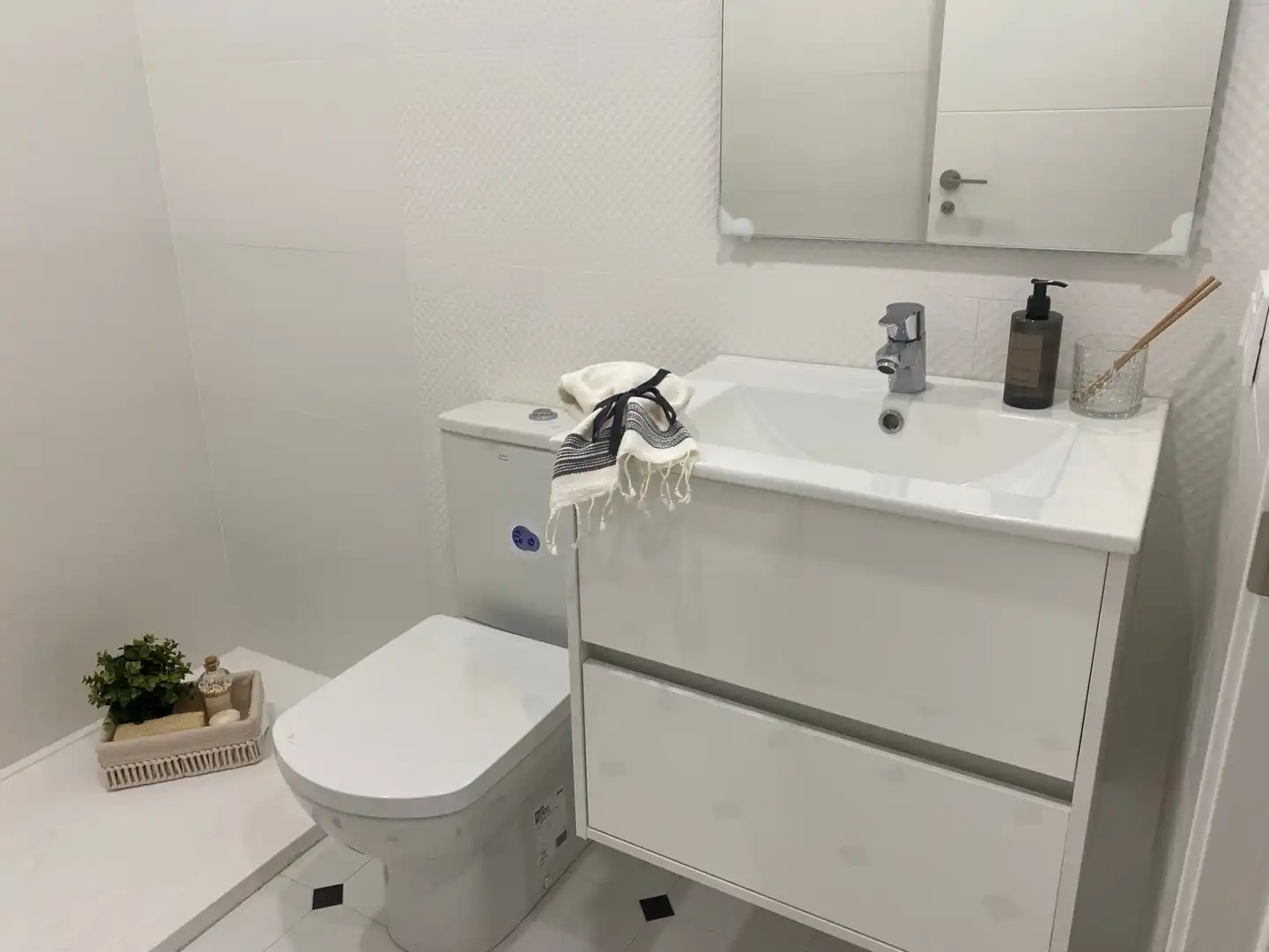 Badezimmer von Wohnung zum Verkauf in Madrid mit Heizung, Abstellraum und Haustechnik