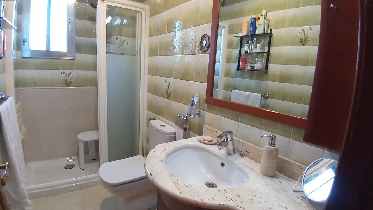 Baño de Piso en venta en Portugalete con Calefacción, Jardín privado y Terraza