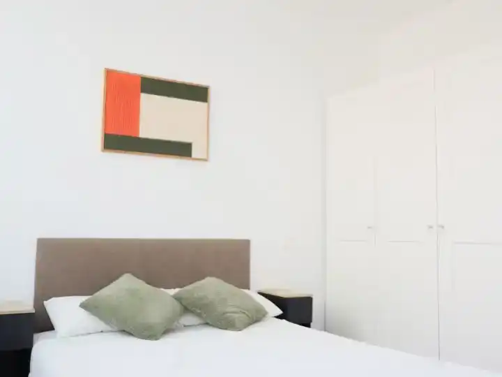 Schlafzimmer von Wohnung zur Miete in  Madrid Capital mit Klimaanlage