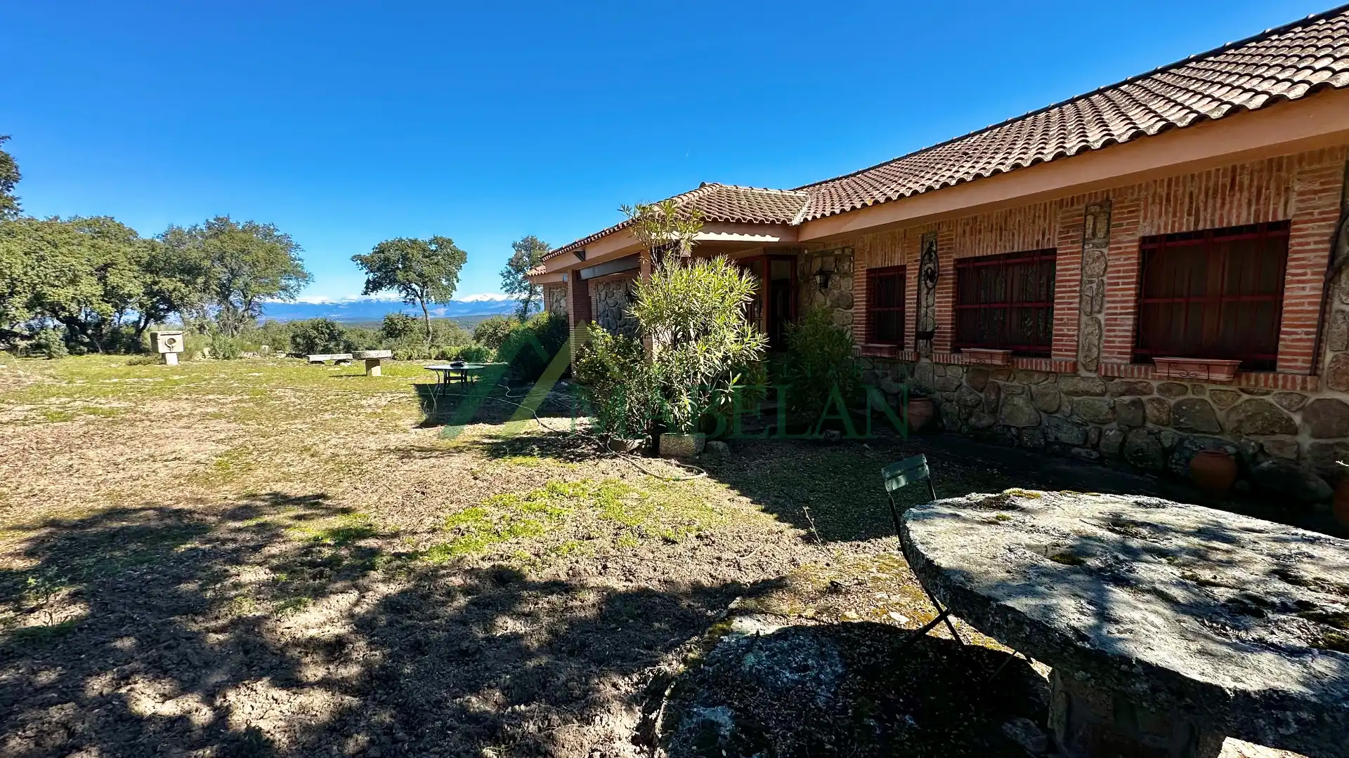 Casa rústica con jardín en venta en Pino Alto - Navarredonda, imagen 4